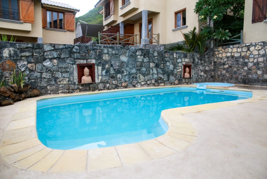 Appartement 2 Chambres meublée Rivière noire