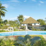 vue de face domaine de mahé grand baie