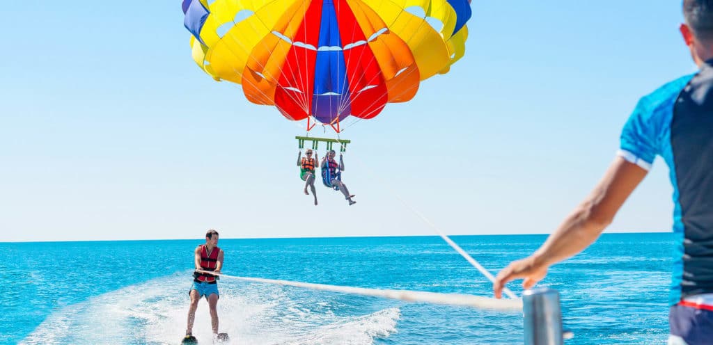 parasailing-ile-aux-cerfs-ile-maurice