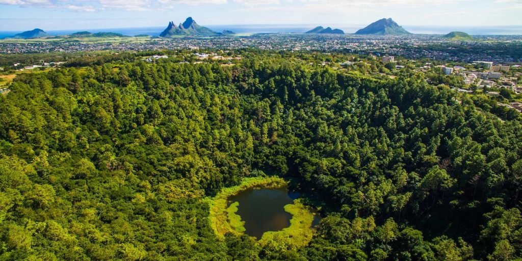 trou-aux-cerfs-ile-maurice
